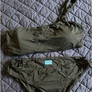 Melissa ODabash swimsuit